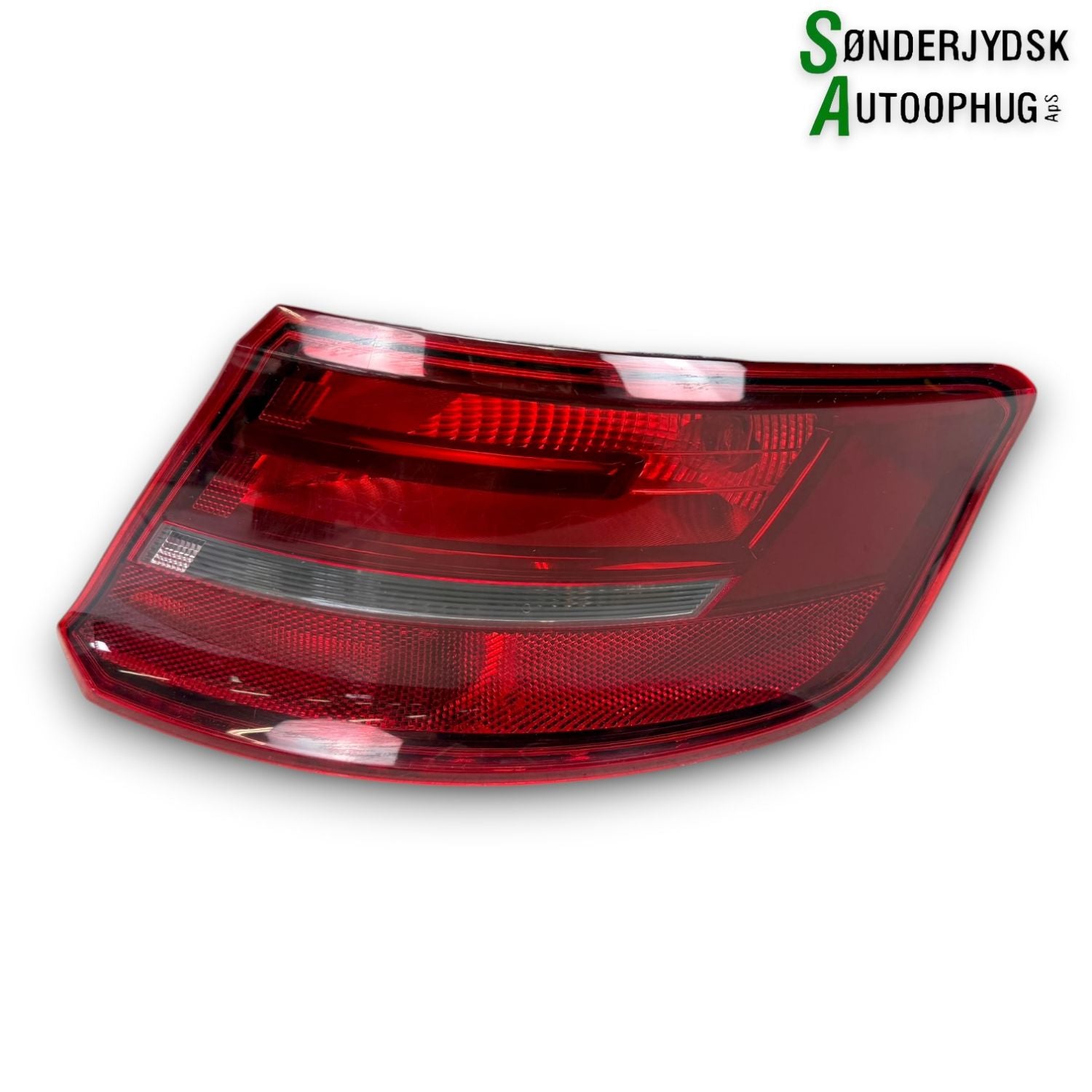 Audi A3 8V Baglygte Med OEM Nr. 8V4945096C Fra Audi Ophugger
