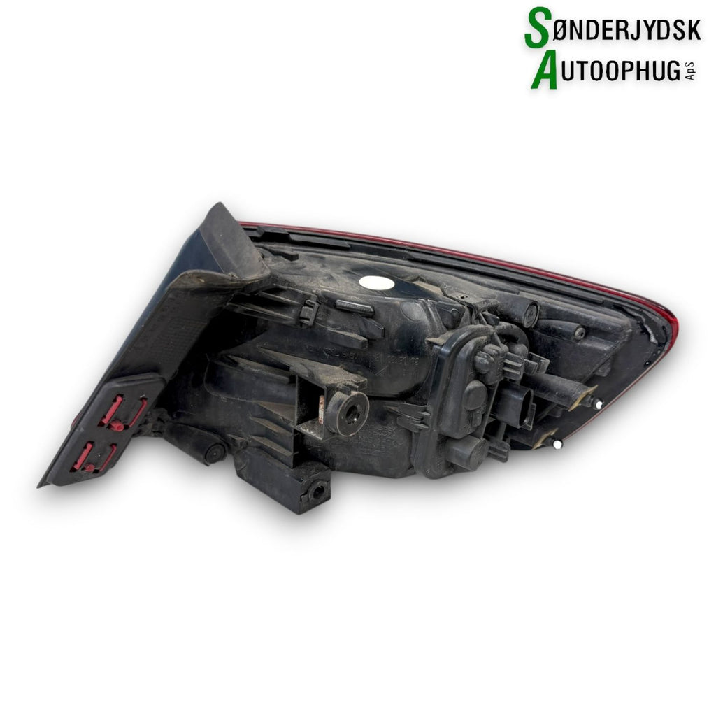 Audi A3 8V Baglygte Med OEM Nr. 8V4945095C Fra Audi Ophugger