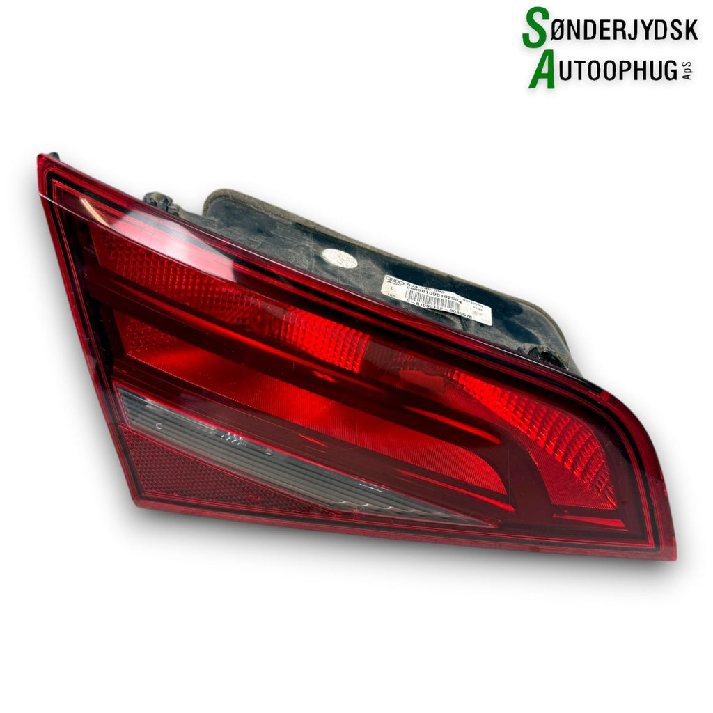Audi A3 8V Baglygte Med OEM Nr. 8V4945093 Fra Audi Ophugger