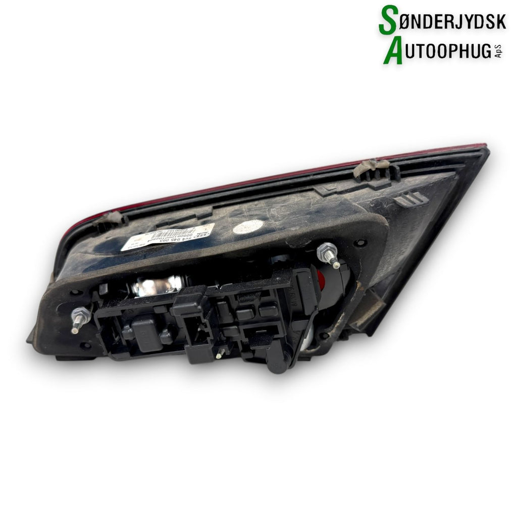 Audi A3 8V Baglygte Med OEM Nr. 8V4945093 Fra Audi Ophugger