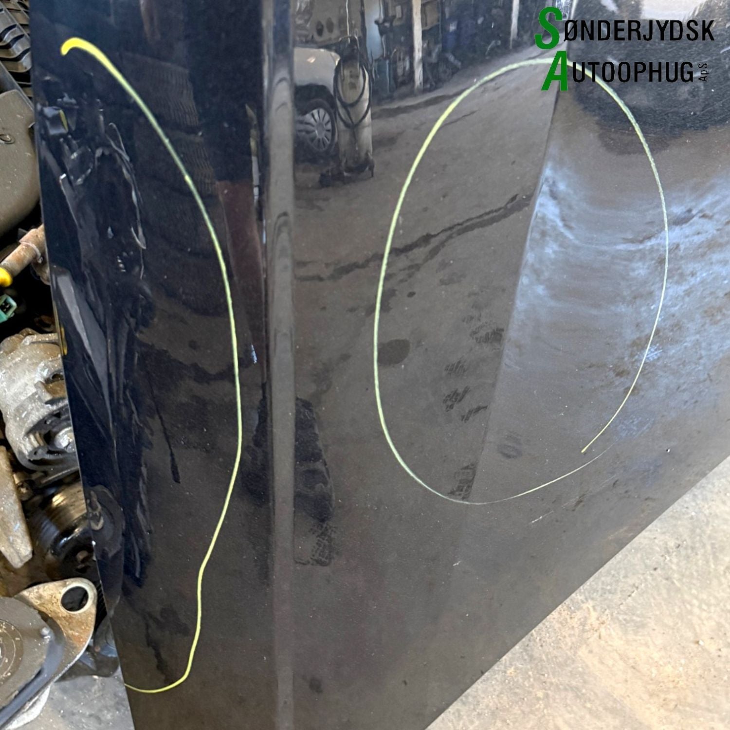 Audi A1 Fronthjelm Med OEM Nr. 8X0823029 Fra Audi Ophugger