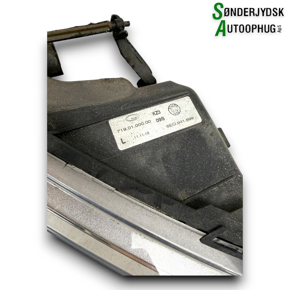 Skoda Octavia Tågelygte For Med OEM Nr. 5E0941699 Fra Skoda Ophugger