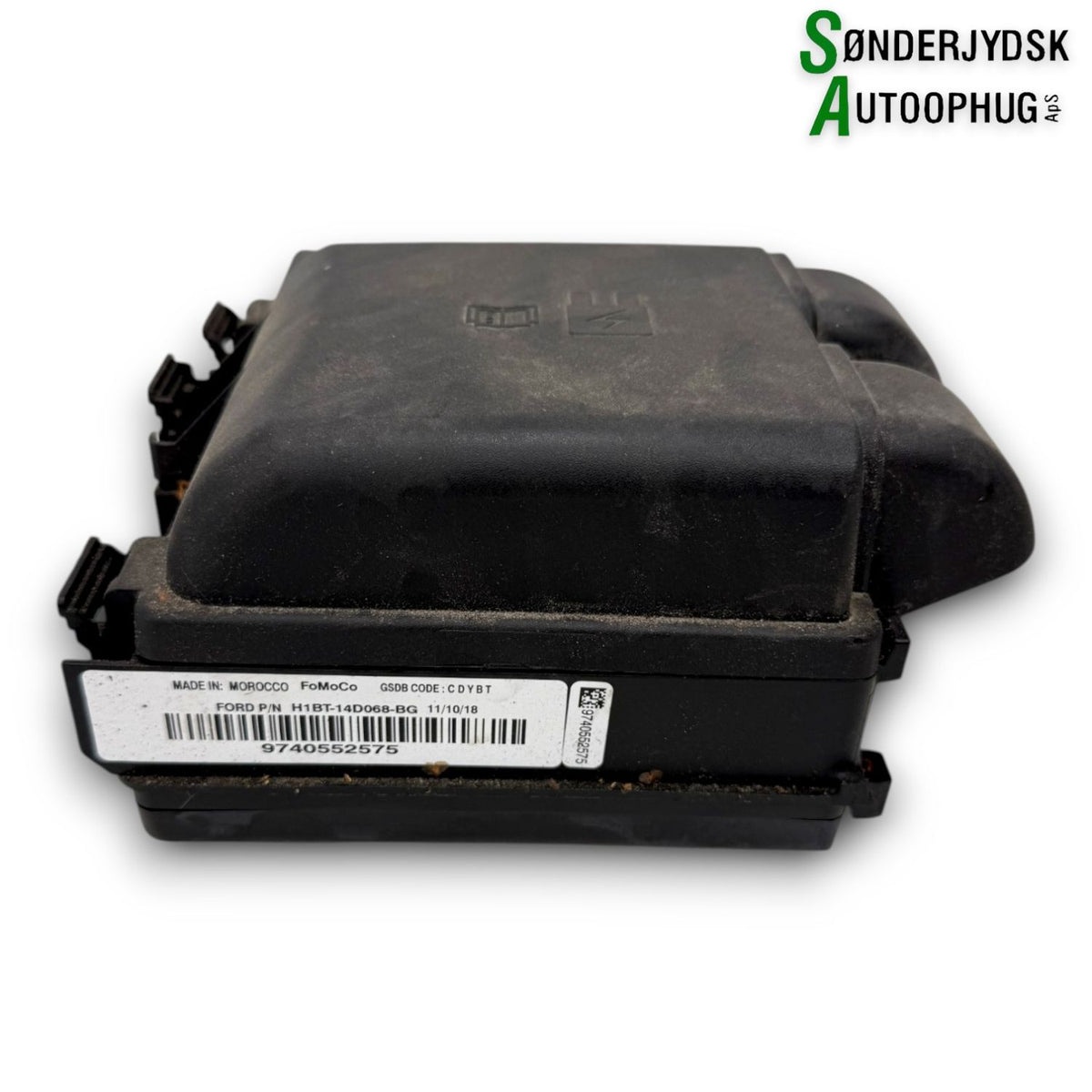 Ford Fiesta 8 Sikringsboks Med OEM Nr. H1BT14D068BG Fra Ford Ophugger