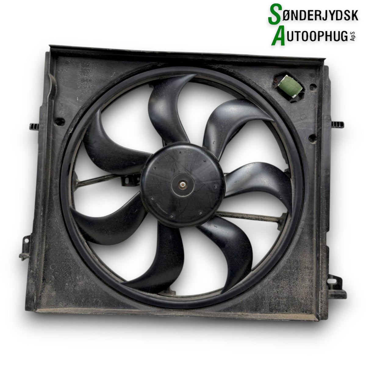 Nissan Qashqai Kølerblæser El Med OEM Nr. 214814EA0A Fra Nissan Ophugger