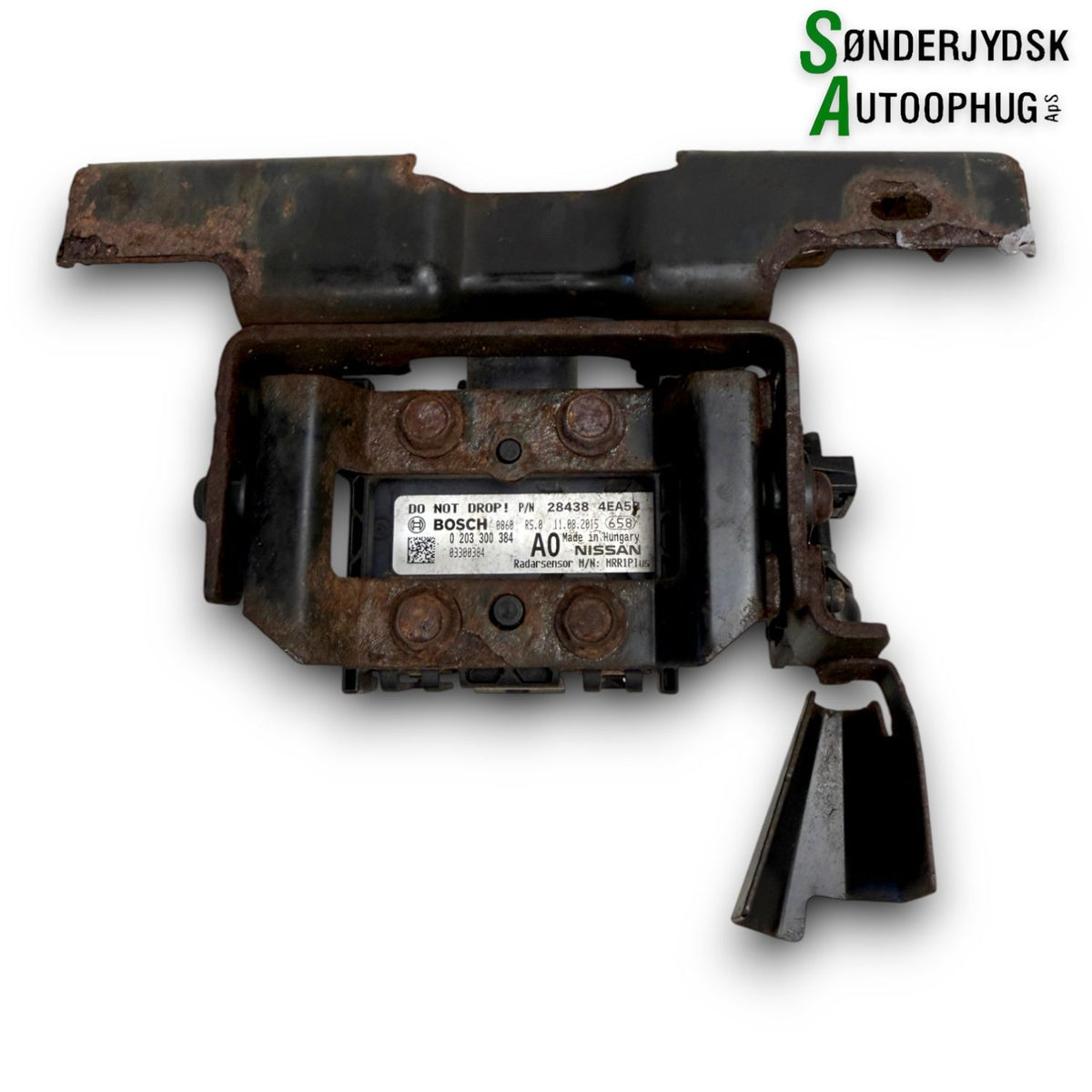 Nissan Qashqai Radar Med OEM Nr. 284384EA5B Fra Nissan Ophugger