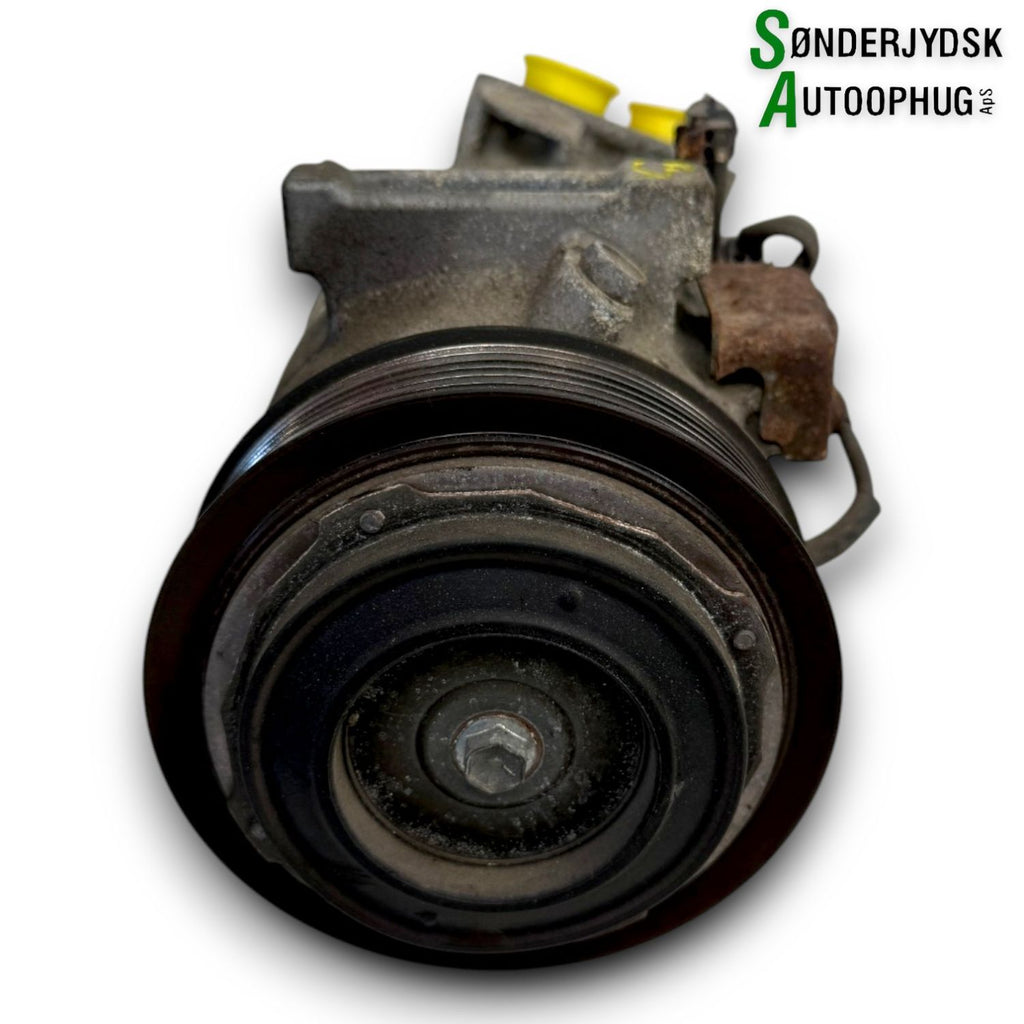 Nissan Qashqai Aircondition Pumpe Med OEM Nr. 926004EB0A Fra Nissan Ophugger
