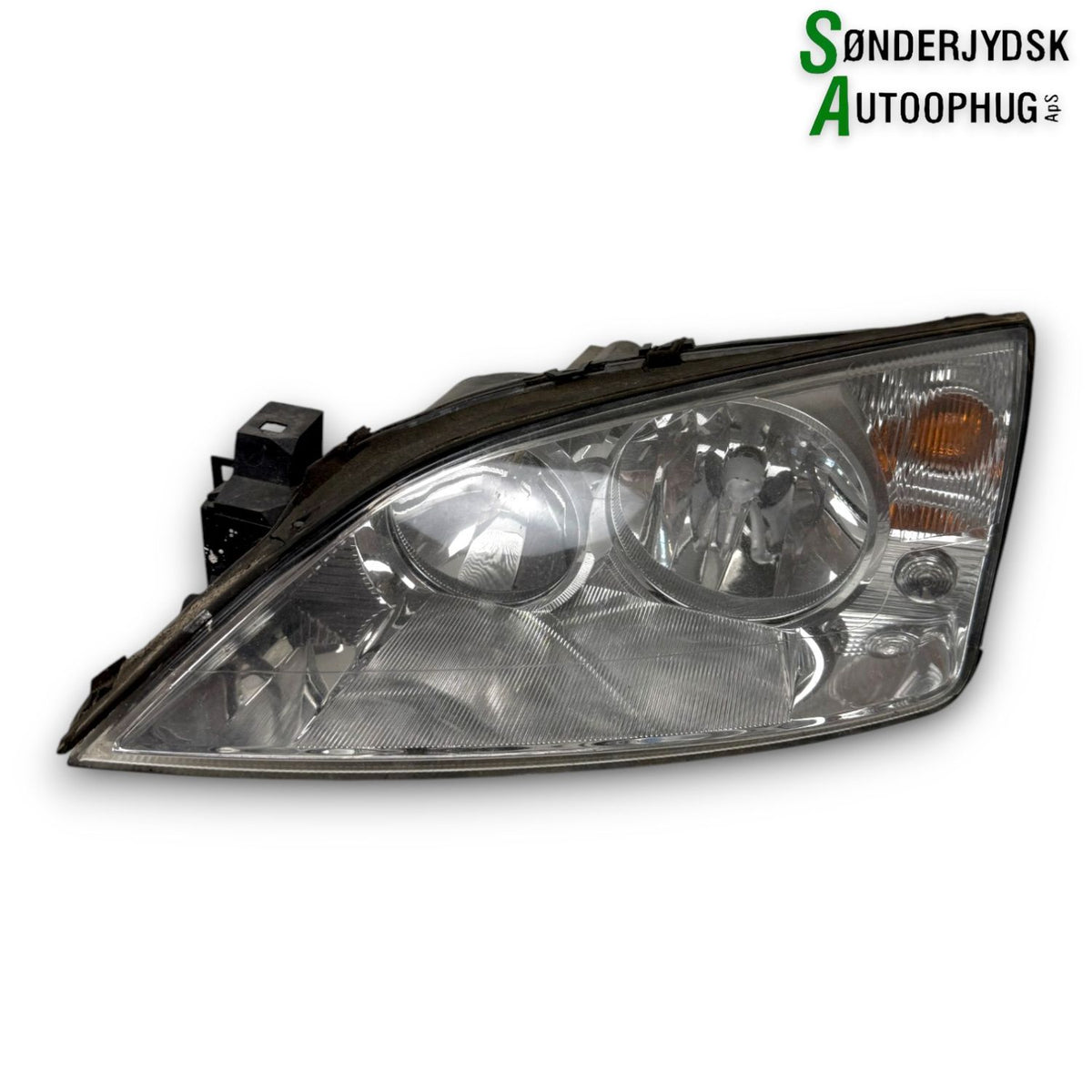 Ford Mondeo 3 Forlygte Med OEM Nr. 1435624 Fra Ford Ophugger