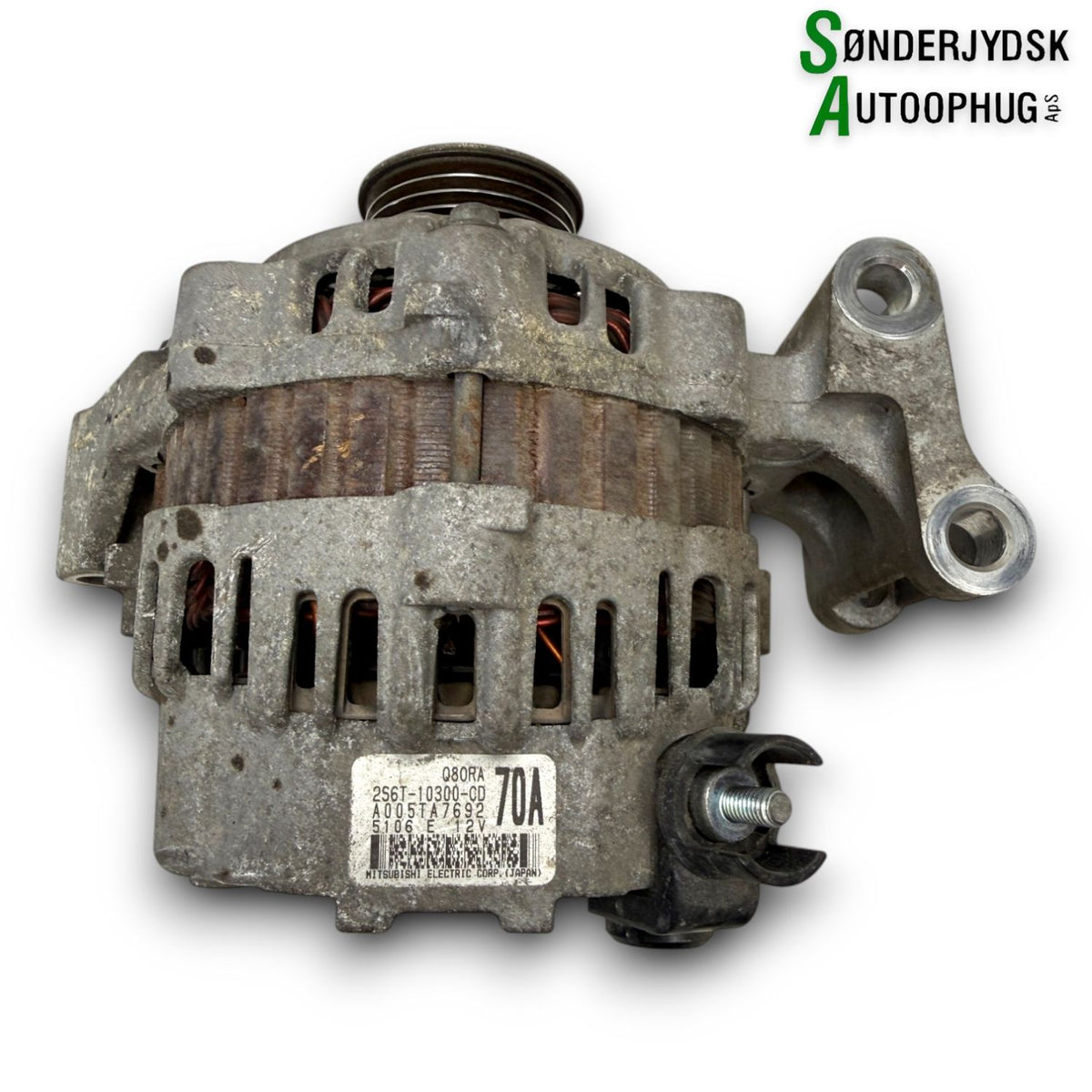 Mazda 2 Nd Generator Med OEM Nr. 1140138 Fra Mazda Ophugger