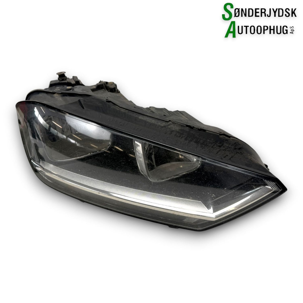 VW Golf Sportsvan Forlygte Med OEM Nr. 517941006B Fra VW Ophugger