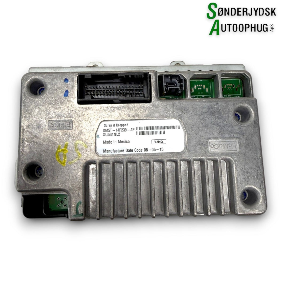 Ford Focus Radio, Multi Display Med OEM Nr. DM5T14F239AP Fra Ford Ophugger