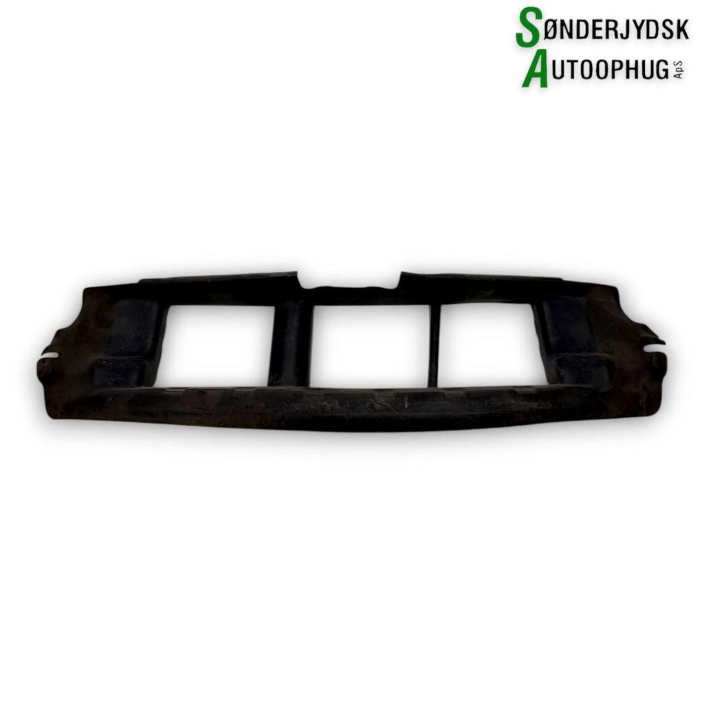 Ford Focus Front, Løsdele Med OEM Nr. F1EB8475APIA03 Fra Ford Ophugger