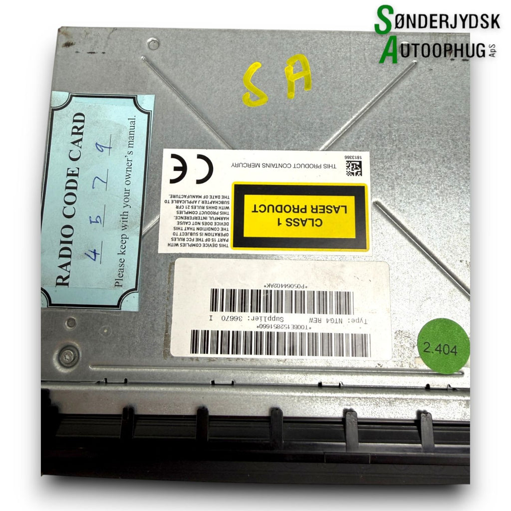 Chrysler Voyager Radio M/Cd Med OEM Nr. 5064402AC Fra Chrysler Ophugger