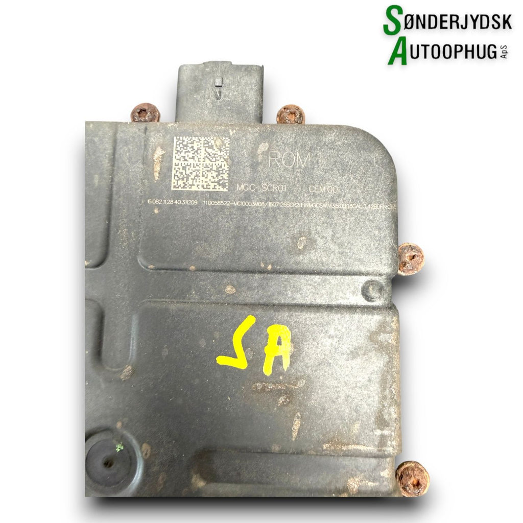 Peugeot 208 Additivbeholder Med OEM Nr. 1682620380 Fra Peugeot Ophugger