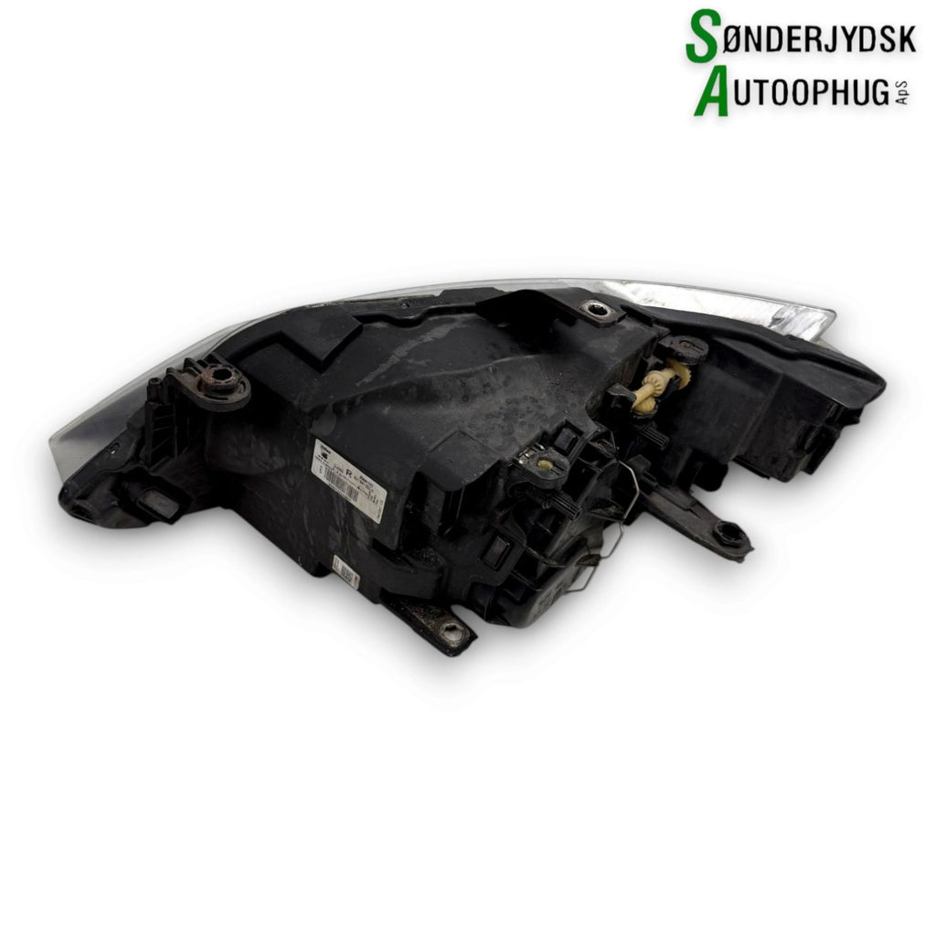 Seat Ibiza Forlygte Med OEM Nr. 6J1941022K Fra Seat Ophugger