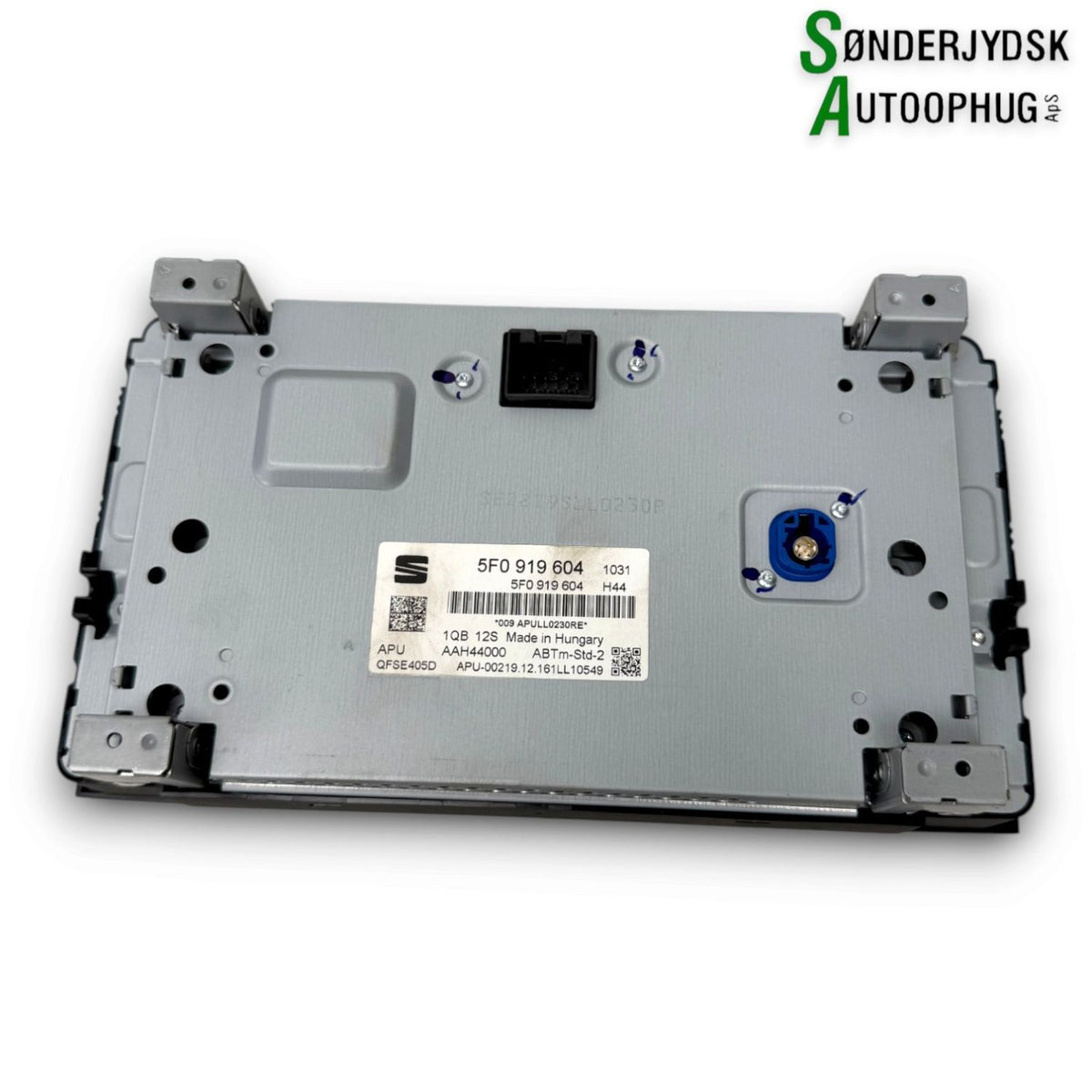 Seat Ibiza Radio M/Cd Med OEM Nr. 5F09196041QB Fra Seat Ophugger
