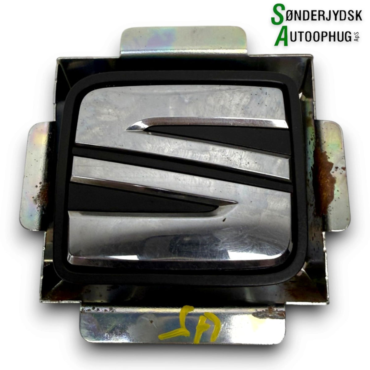 Seat Ibiza Håndtag Udvendig Med OEM Nr. 6J0827565ARYP Fra Seat Ophugger