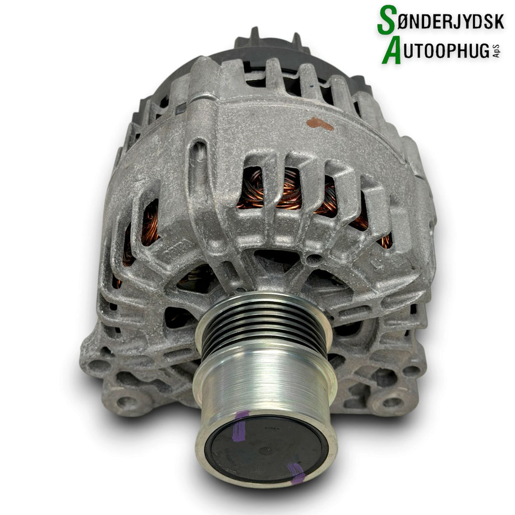 Skoda Fabia Generator Med OEM Nr. 05E903026Q Fra Skoda Ophugger