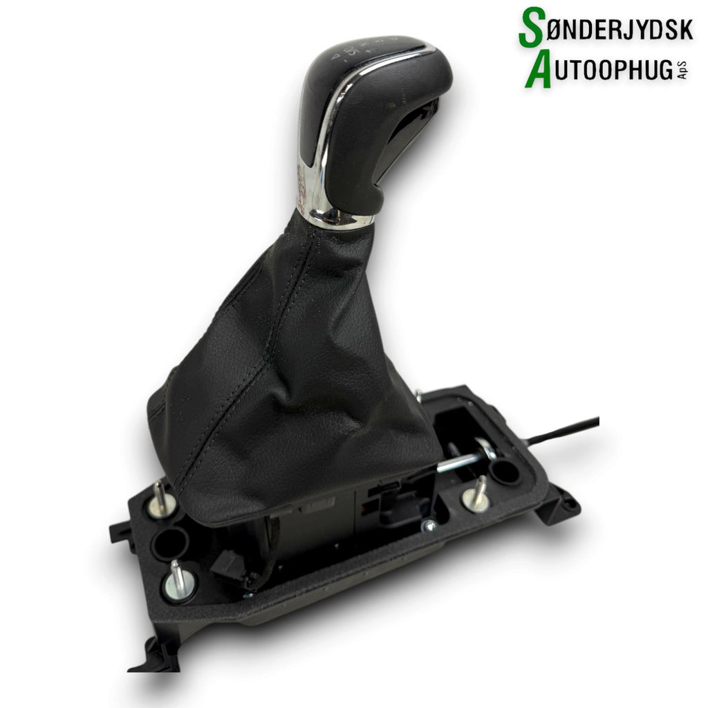 Skoda Fabia Gearskifte Med OEM Nr. 6VB713123DWZI Fra Skoda Ophugger