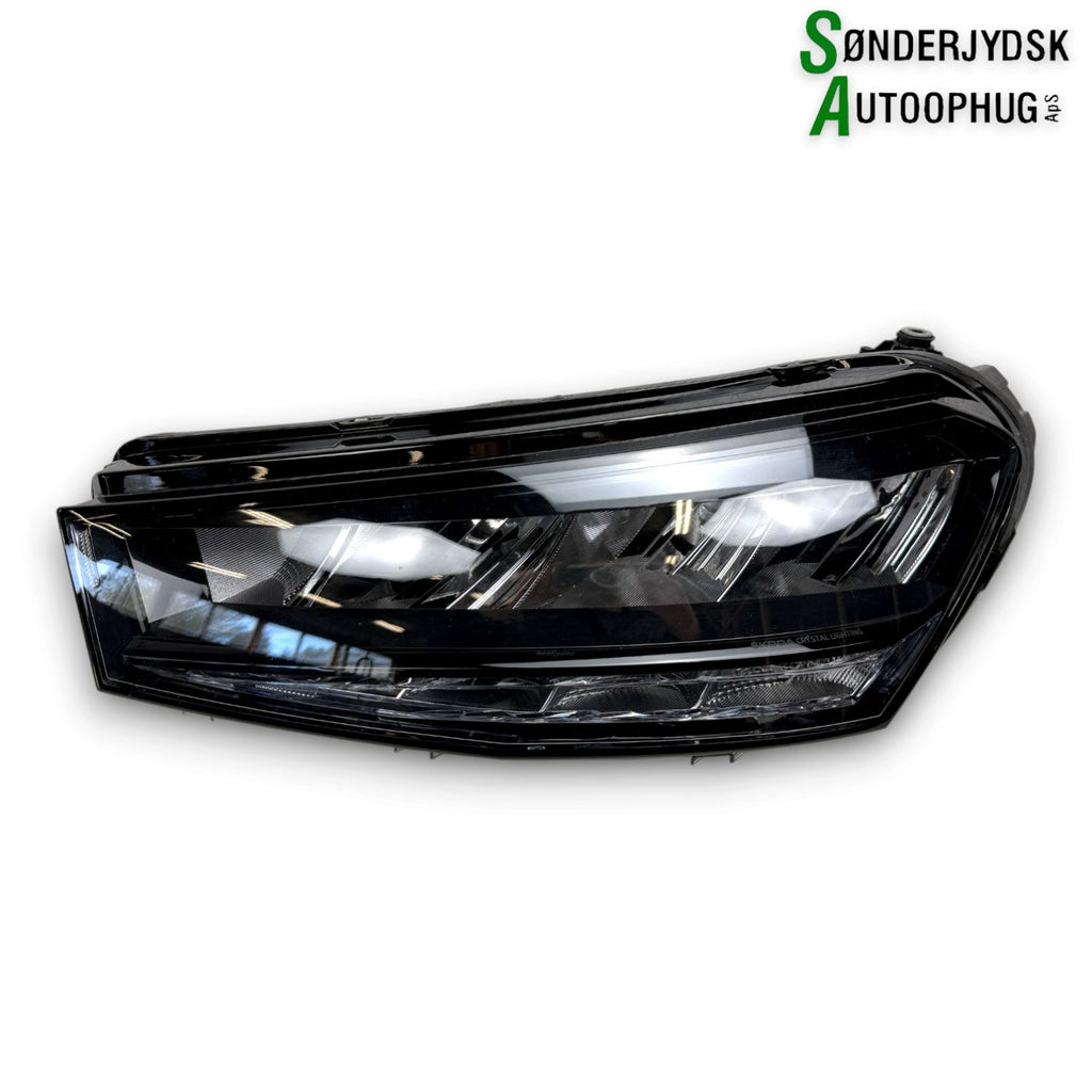 Skoda Fabia Forlygte Med OEM Nr. 6VB941015 Fra Skoda Ophugger