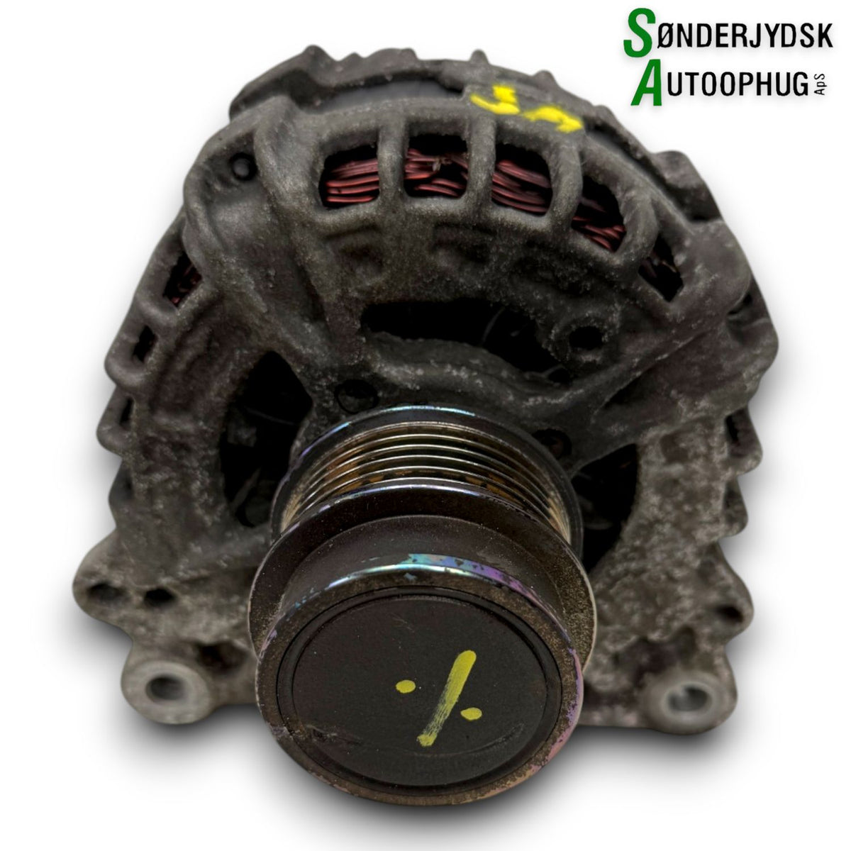 VW Polo 6C Generator Med OEM Nr. 04B903023D Fra VW Ophugger