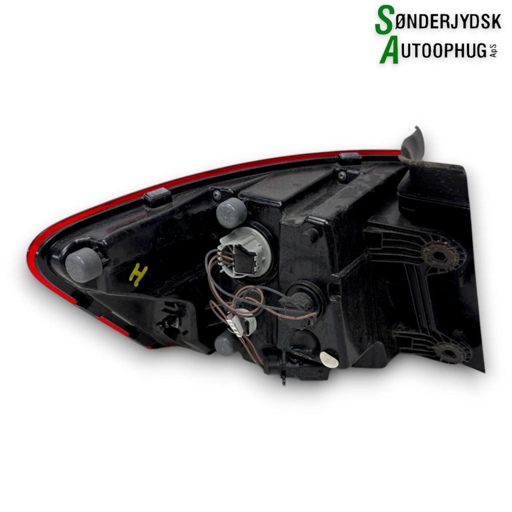 Skoda Fabia Baglygte Med OEM Nr. 6VE945096 Fra Skoda Ophugger