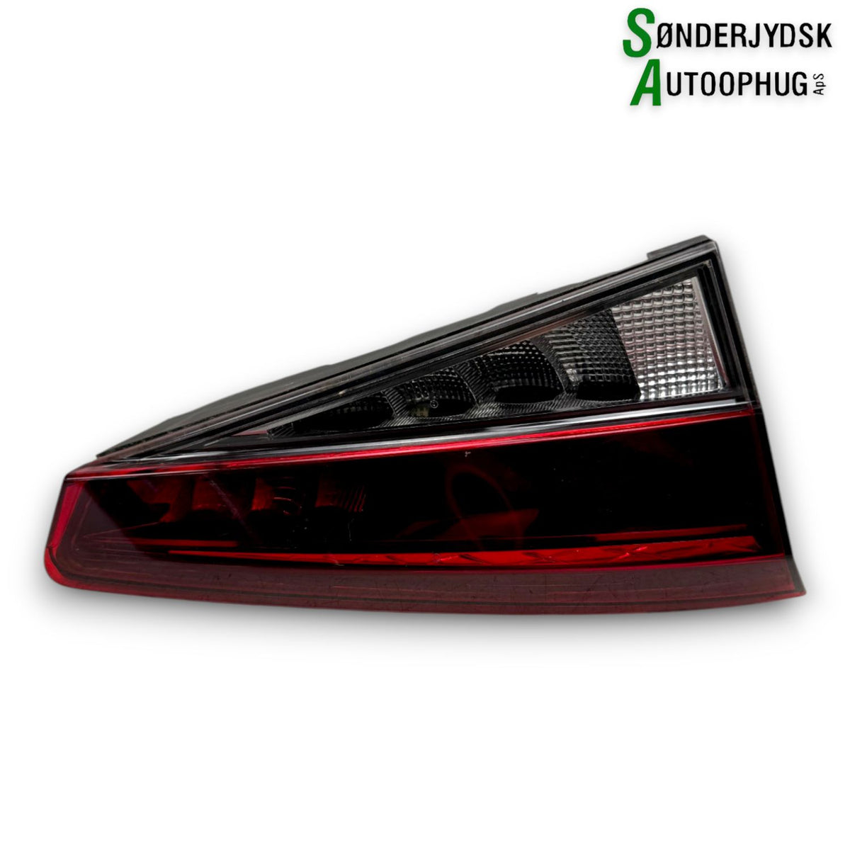 Skoda Fabia Baglygte Med OEM Nr. 6VE945093 Fra Skoda Ophugger