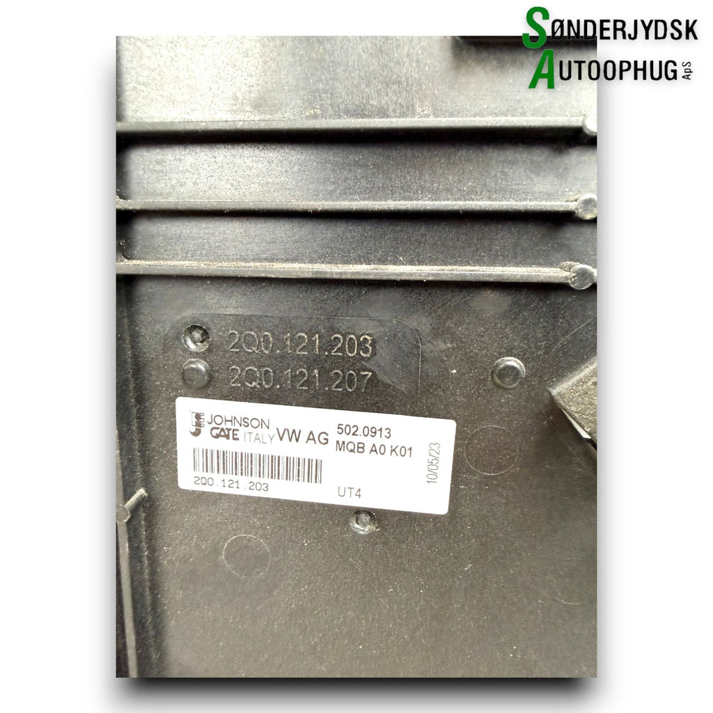 Skoda Fabia Kølerblæser El Med OEM Nr. 2Q0121207 Fra Skoda Ophugger