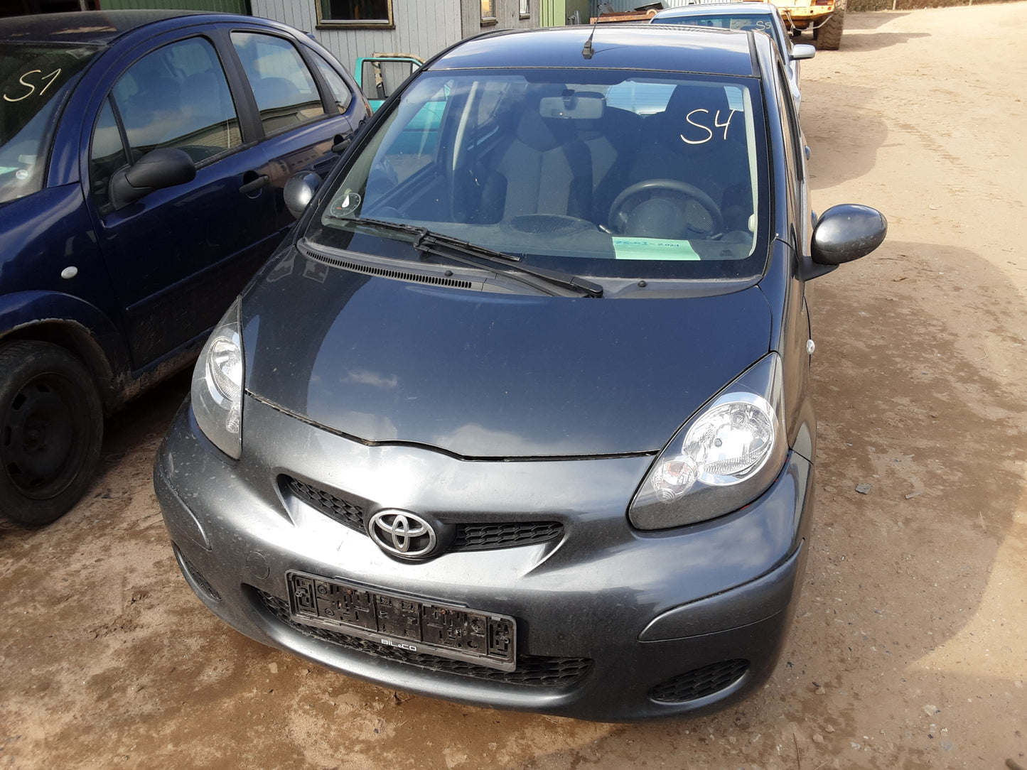 Toyota Aygo Pluk-Selv-Bil Med OEM Nr. Ophugger Fra Toyota Ophugger