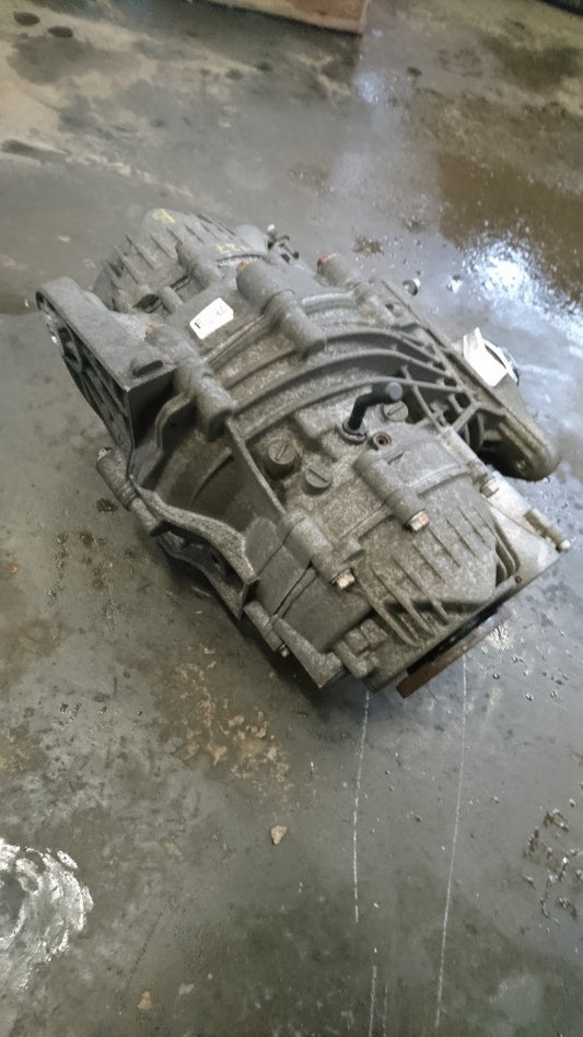 BMW X6 E71 Bagtøjsklump Med OEM Nr. 33107582389 Fra BMW Ophugger