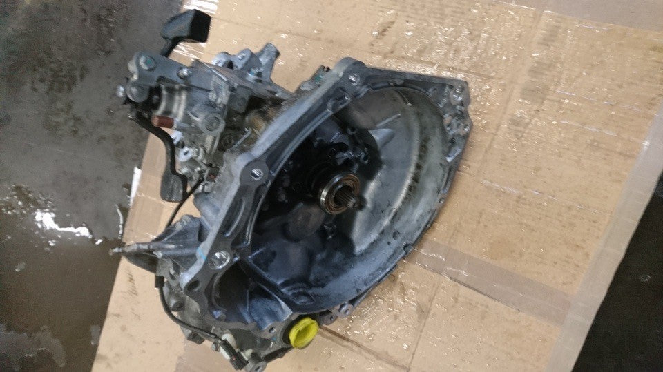 Opel Karl Gearkasse 5 Trin Med OEM Nr. 25193045 Fra Opel Ophugger
