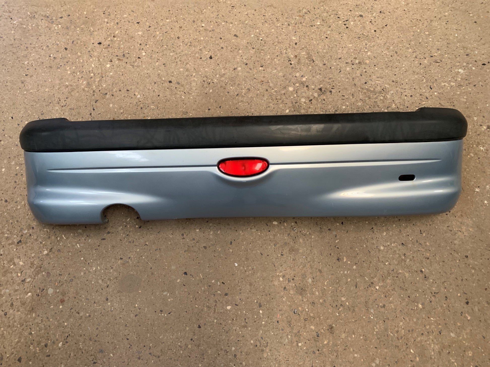 Peugeot 206 Bagkofanger Med OEM Nr. 7410L4	 Fra Peugeot Ophugger