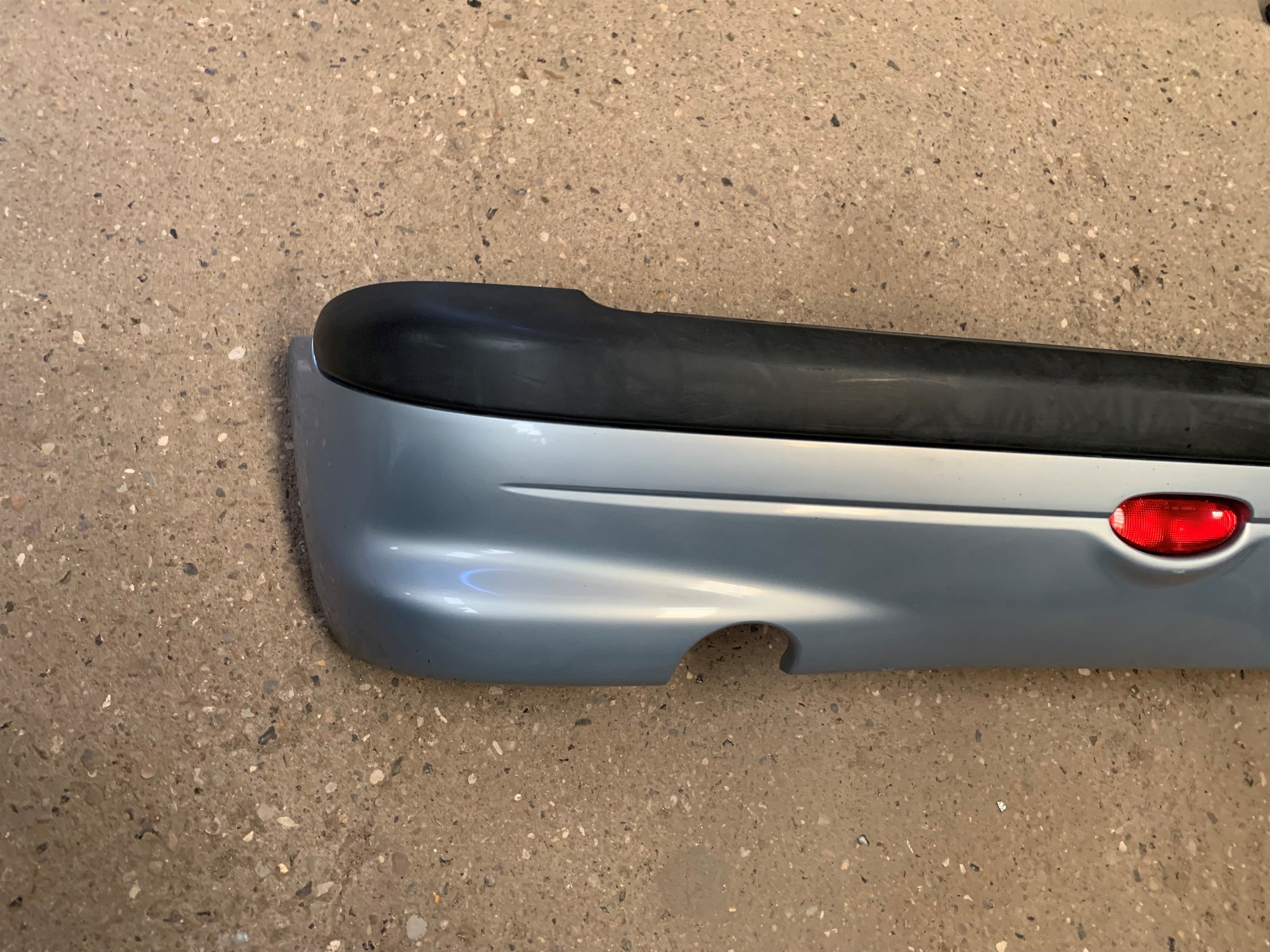 Peugeot 206 Bagkofanger Med OEM Nr. 7410L5 Fra Peugeot Ophugger