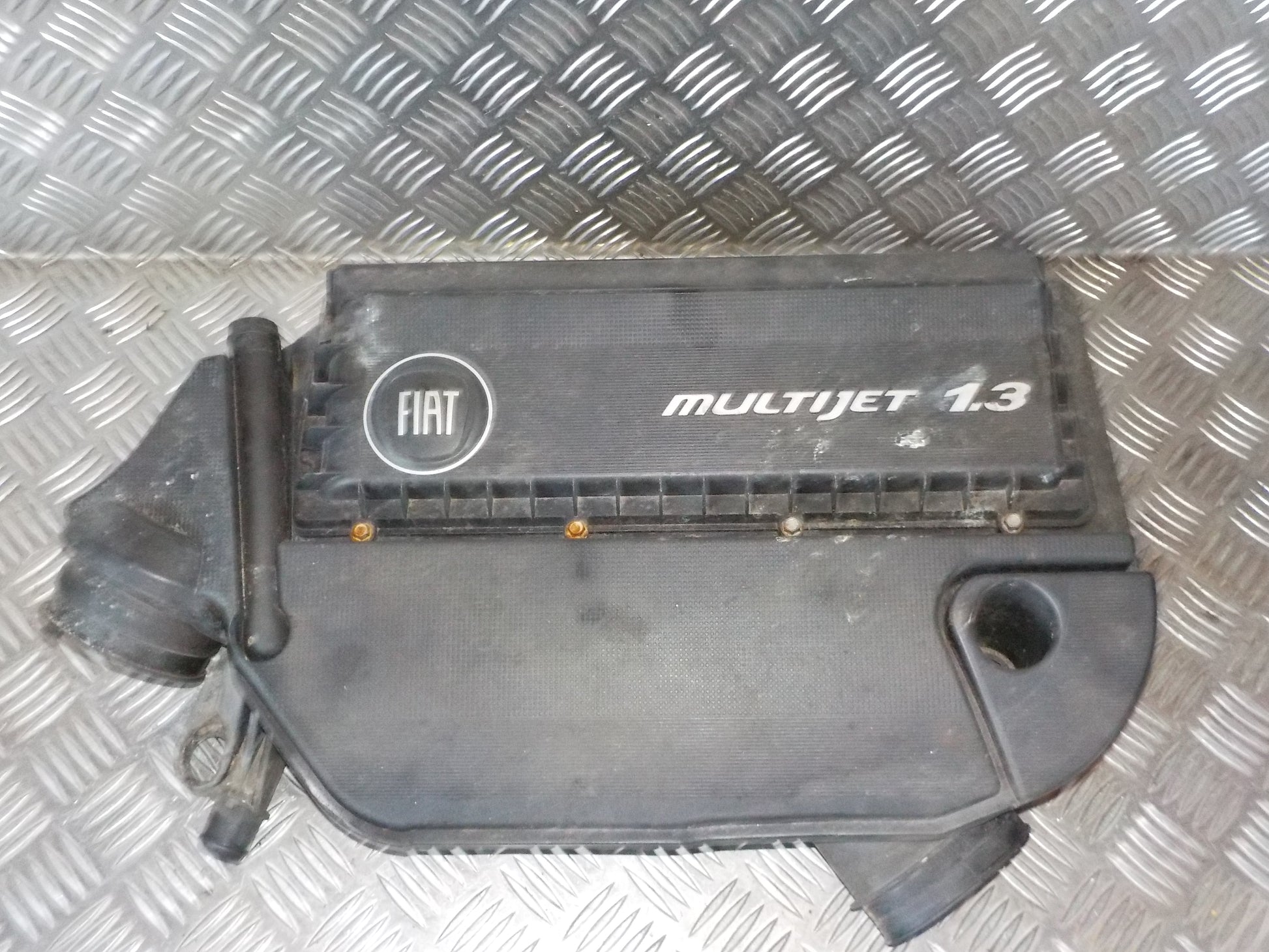 Fiat Punto Evo Luftfilterkasse  Med OEM Nr. 51874070 Fra Fiat Ophugger