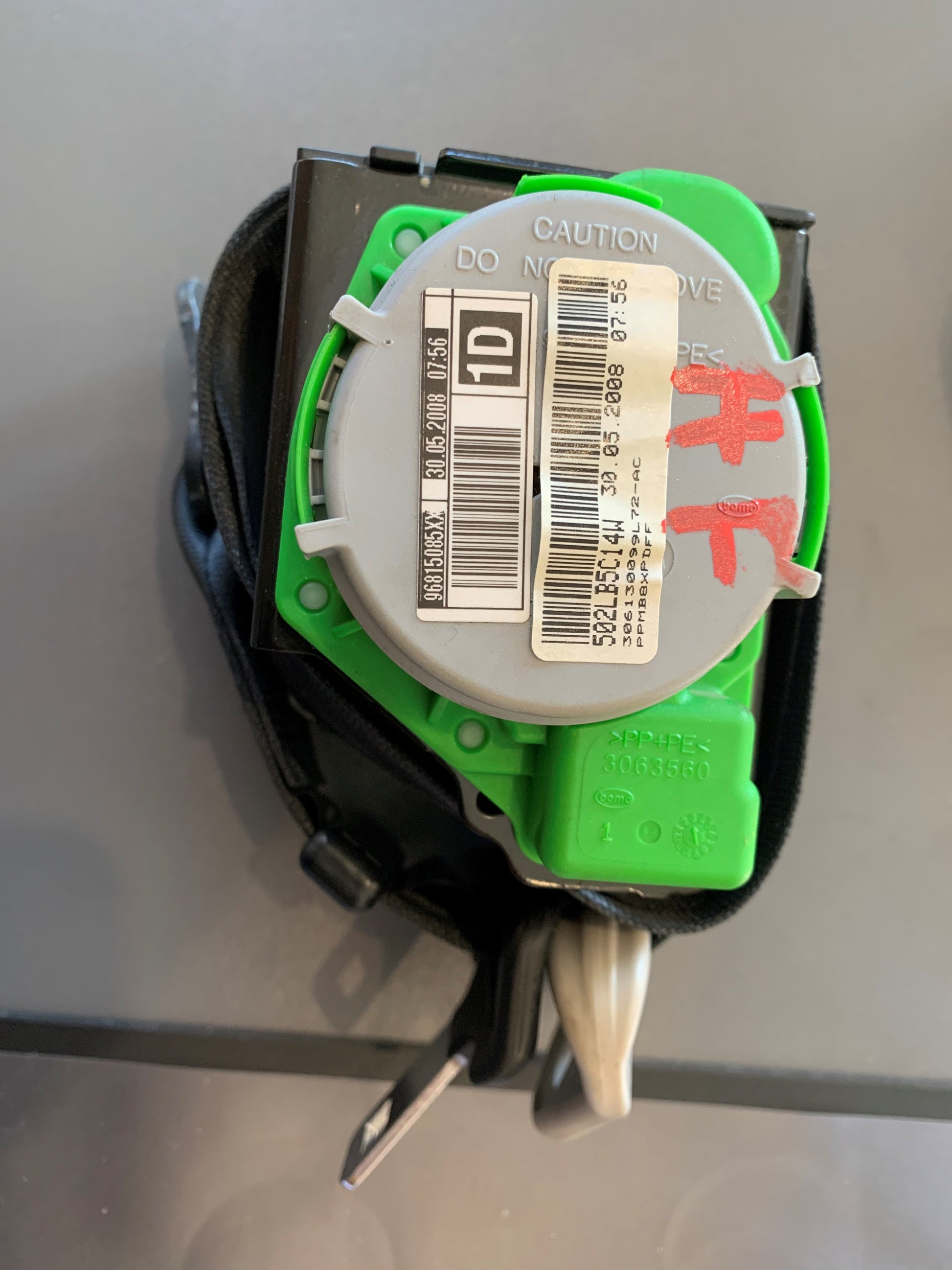 Peugeot Partner Sikkerhedsseler For Med OEM Nr. 96815085XX Fra Peugeot Ophugger