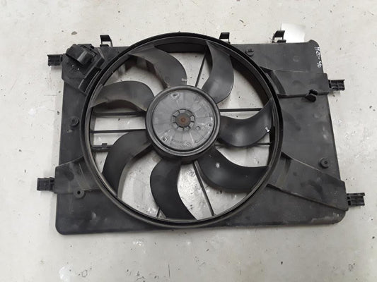 Opel Astra J Kølerblæser El Med OEM Nr. 13289626 Fra Opel Ophugger