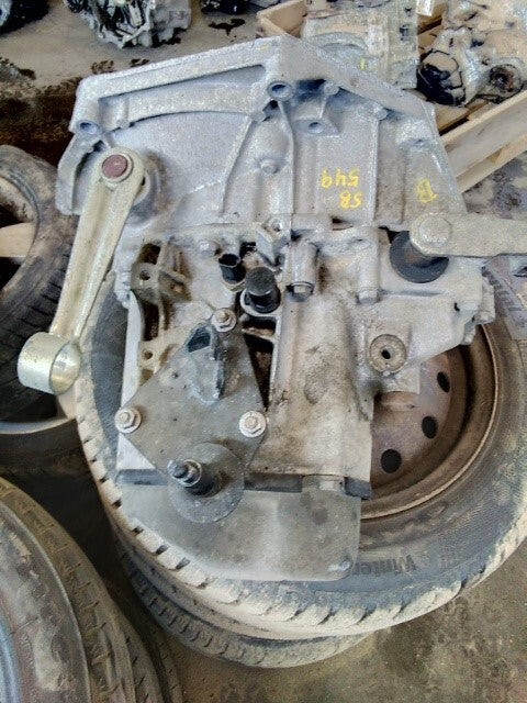 Peugeot 206+ Gearkasse 5 Trin Med OEM Nr. 2232E1 Fra Peugeot Ophugger