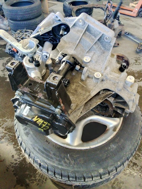 VW Polo 6R Gearkasse 5 Trin Med OEM Nr. 02T300058C Fra VW Ophugger