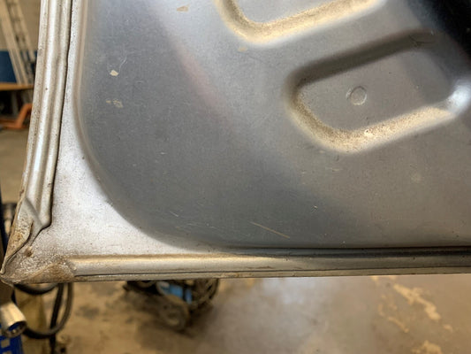 Skoda Superb Fordør V Med OEM Nr. 3T0831055 Fra Skoda Ophugger