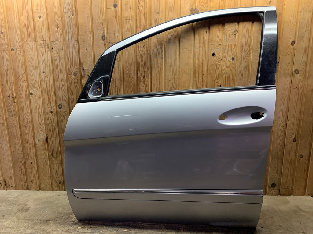 Mercedes B W245 Fordør V Med OEM Nr. 1697201705 Fra Mercedes Ophugger
