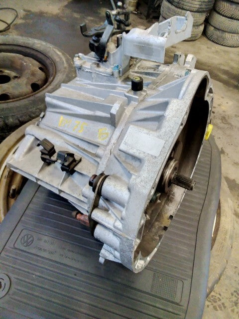 Mercedes B W245 Gearkasse 5 Trin Med OEM Nr. 716521 Fra Mercedes Ophugger