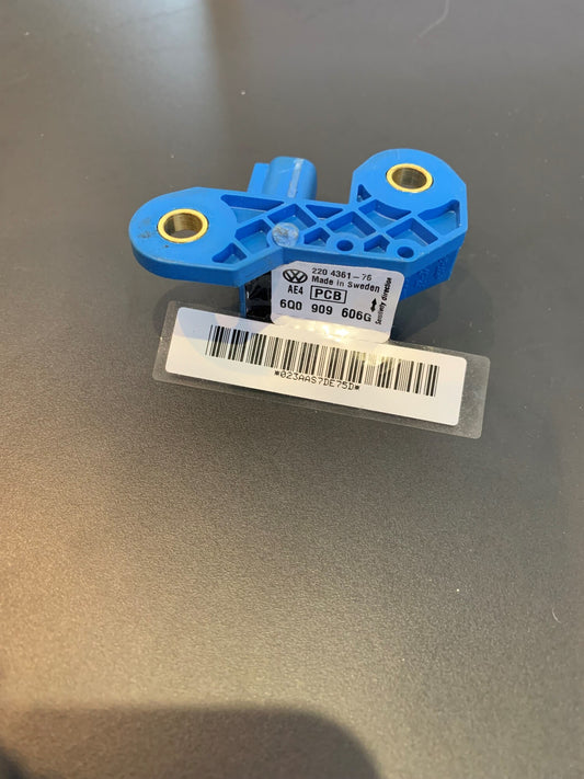 VW Beetle 9C Airbag Føler Med OEM Nr. 6Q0909606G Fra VW Ophugger