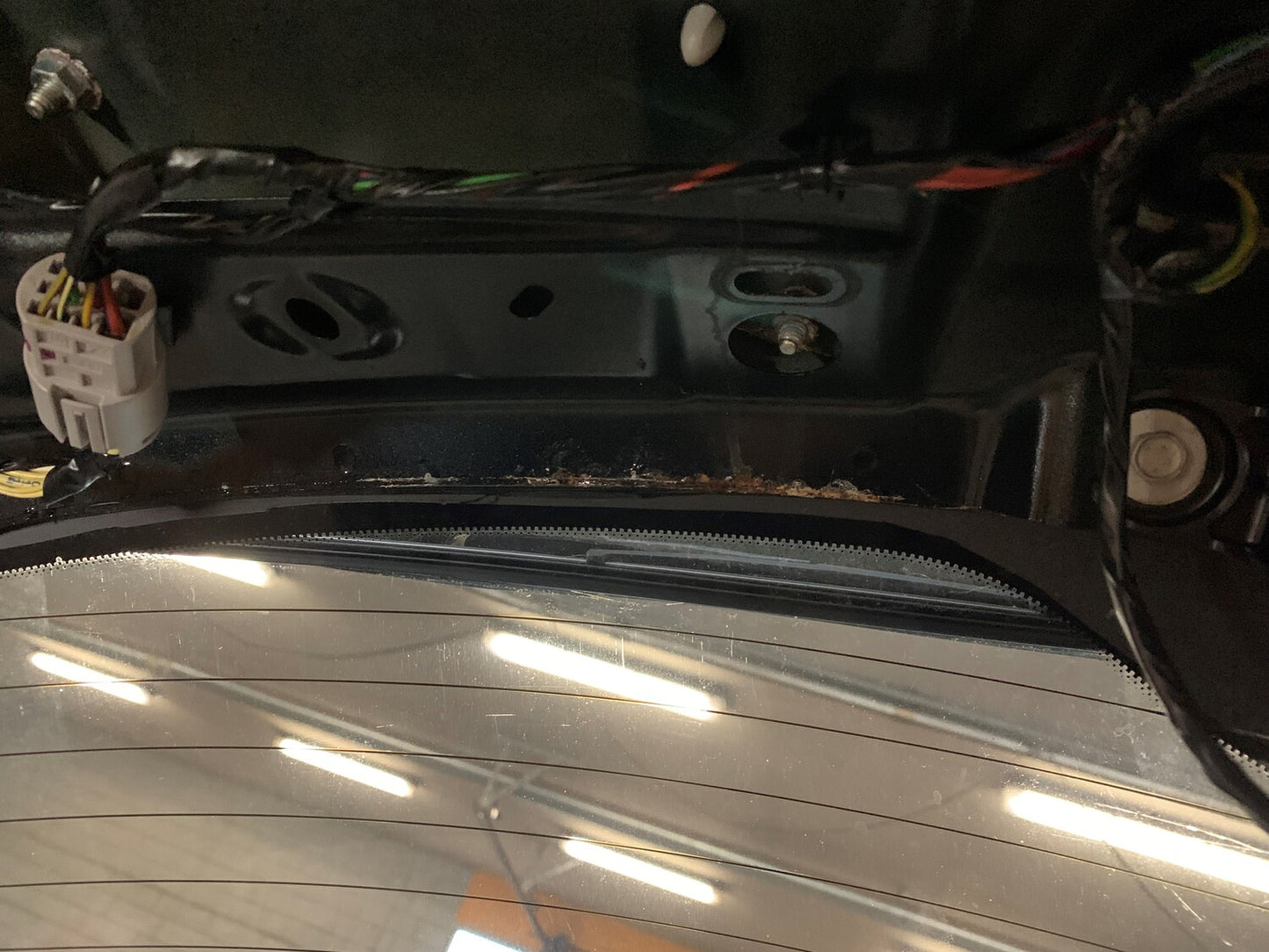 Opel Insignia A Bagklap Med OEM Nr. 23126189 Fra Opel Ophugger