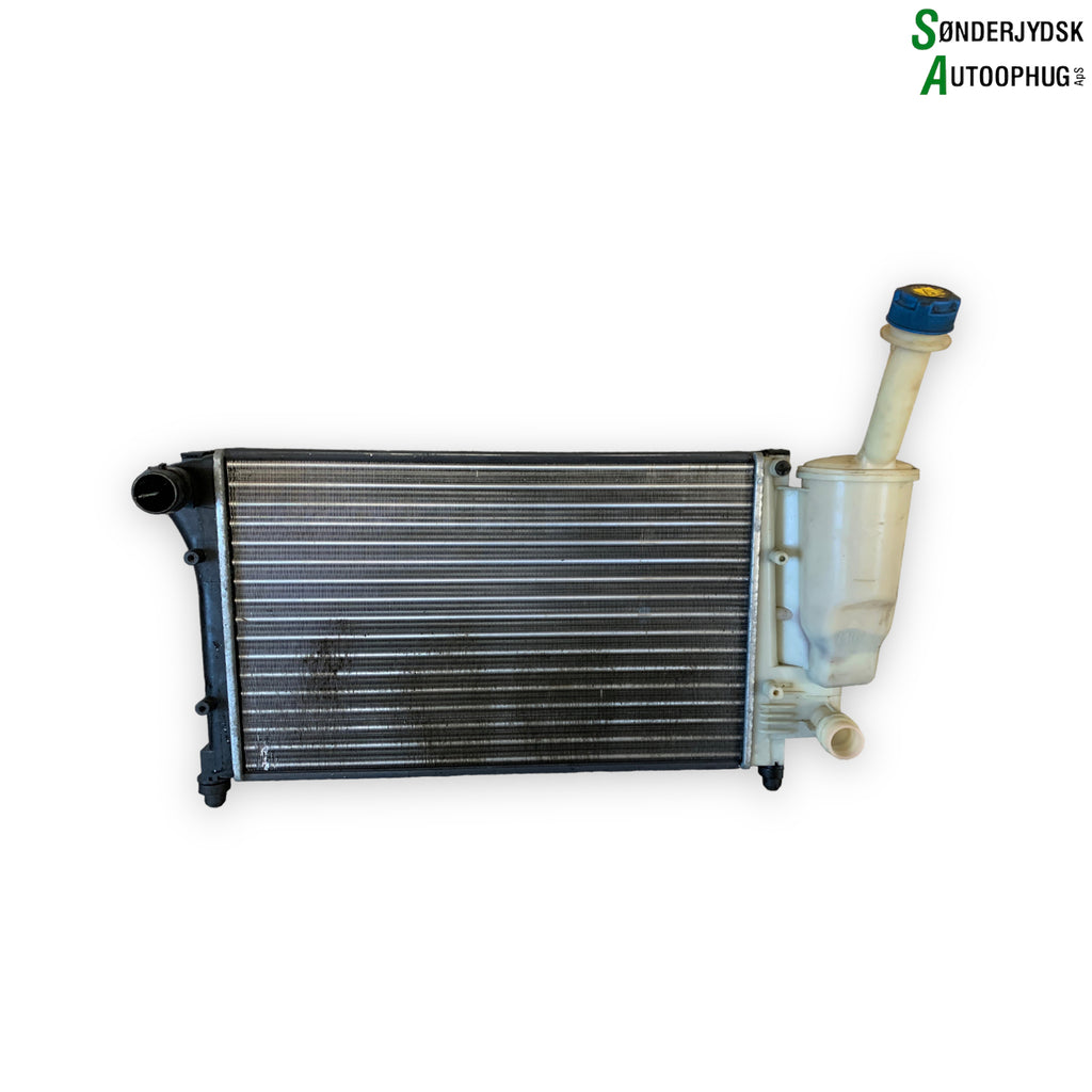 Fiat Panda Køler Med OEM Nr. 864961 Fra Fiat Ophugger