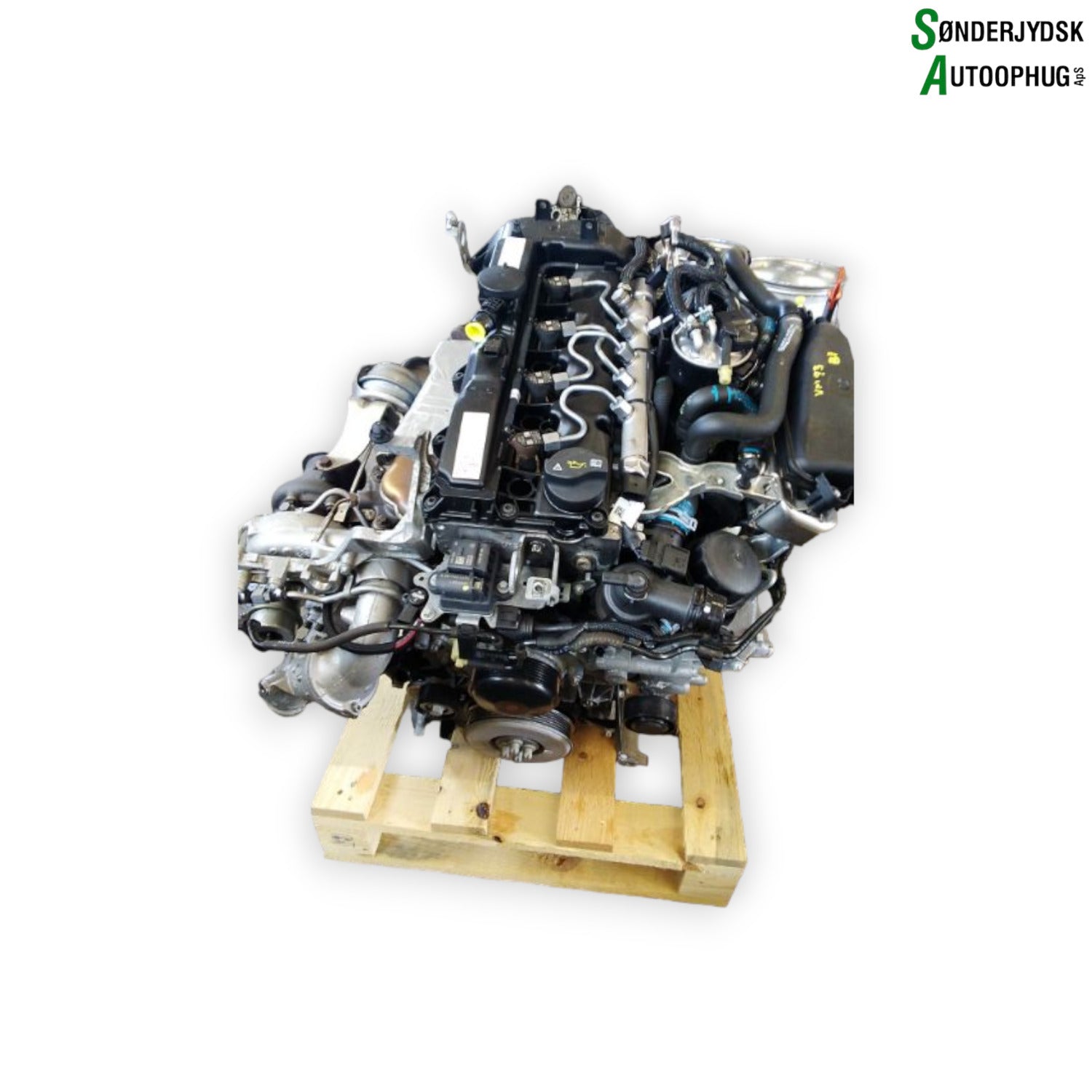 Mercedes-Benz Mercedes C W205 Motor Med OEM Nr. A651010931880 Fra Mercedes-Benz Ophugger