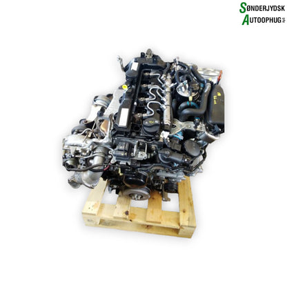 Mercedes-Benz C W205 Motor Med OEM Nr. A651010931880 Fra Mercedes-Benz Ophugger