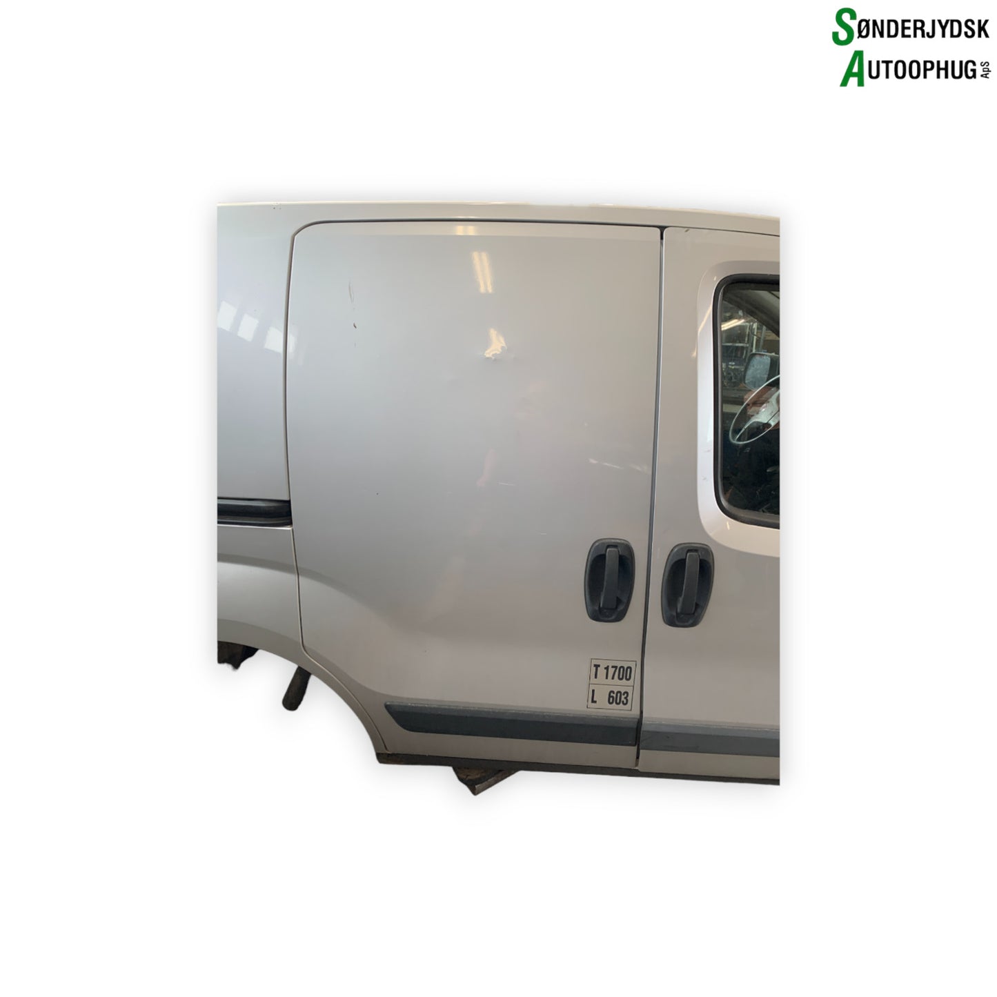 Fiat Fiorino Skydedør H Med OEM Nr. SØLV Fra Fiat Ophugger