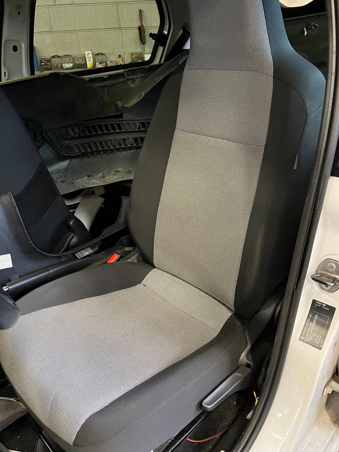 Skoda Citigo Forsæde - Forstol Med OEM Nr. GRÅ Fra Skoda Ophugger