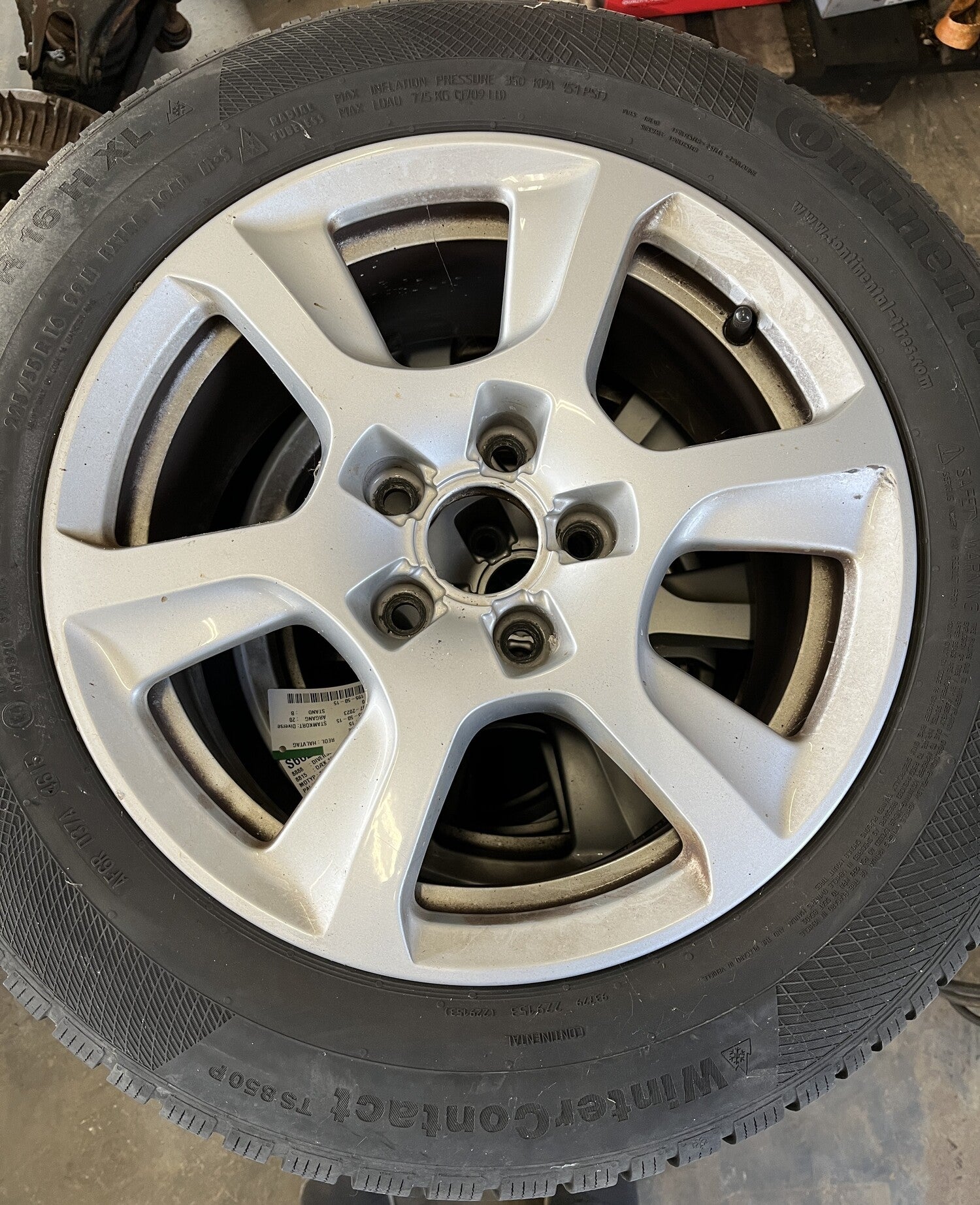 Audi A4 8K Fælge M/Vinter Dæk   Med OEM Nr. 75X16ET:45 Fra Audi Ophugger