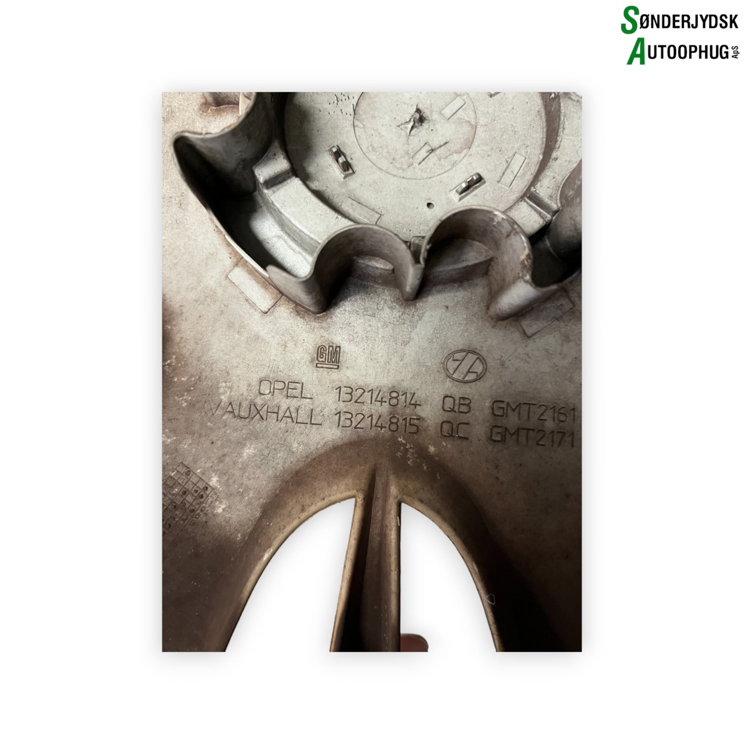 Opel Corsa D Navkapsel Med OEM Nr. 13214814 Fra Opel Ophugger