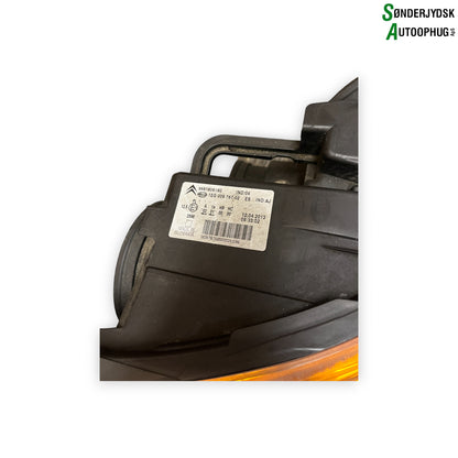 Citroen C3 Picasso Forlygte Med OEM Nr. 6206N5 Fra Citroen Ophugger